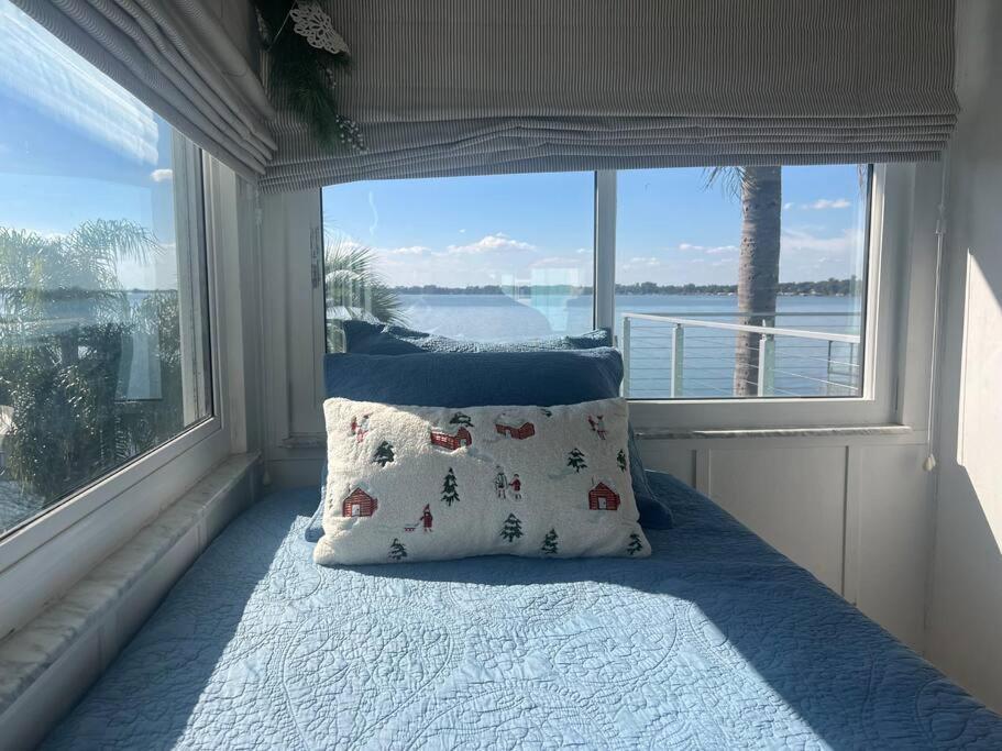Lakefront Duplex With Pontoon Boat 3 Bed House マウント・ドラ エクステリア 写真